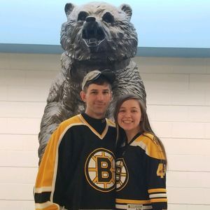 Meet your Posher, Alexis